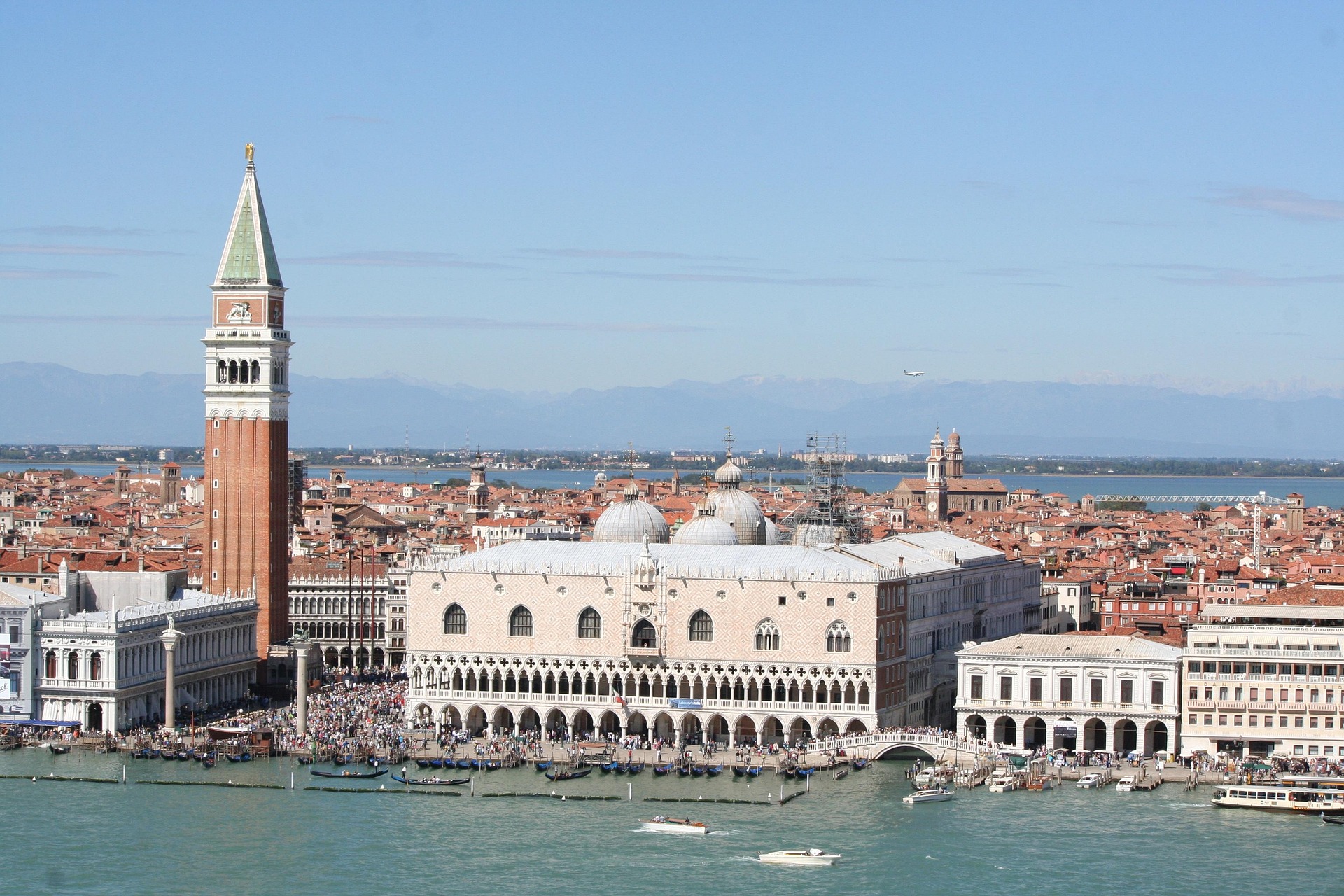 https://bestbtransfer.si/wp-content/uploads/2025/12/Venice-Day-Trip.jpg