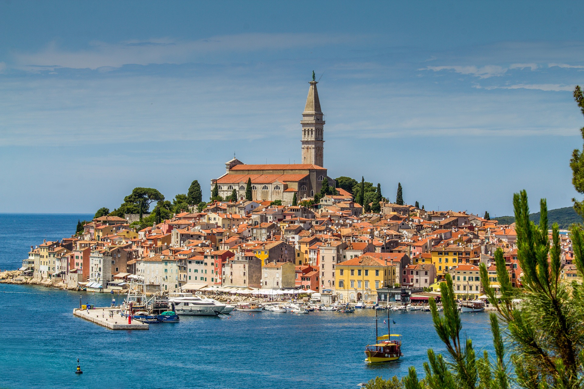 https://bestbtransfer.si/wp-content/uploads/2025/12/rovinj.jpg